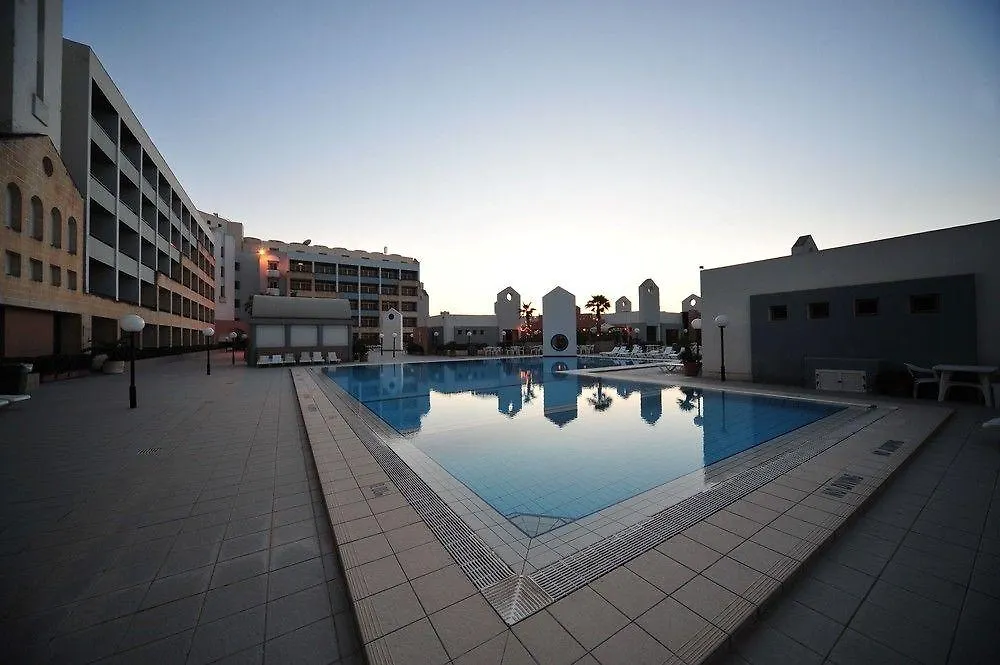 Aparthotel Burlington Apartments Saint Julian's