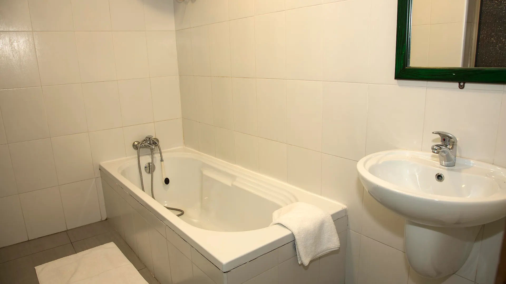 Burlington Apartments Saint Julian's 3*,