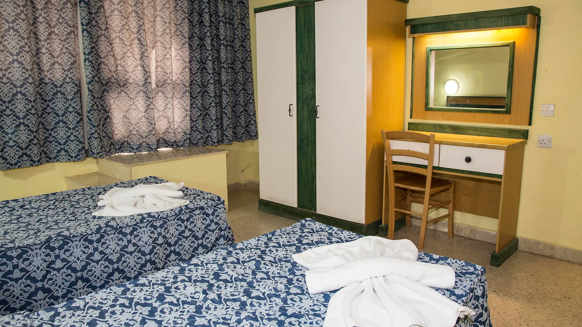 Burlington Apartments Saint Julian's Aparthotel