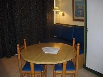 Burlington Apartments Saint Julian's Aparthotel