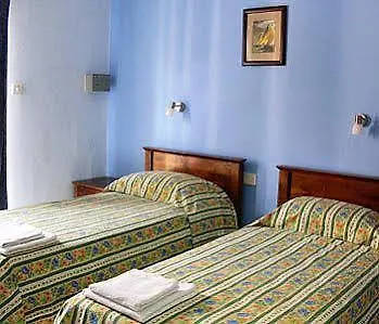 Aparthotel Burlington Apartments Saint Julian's
